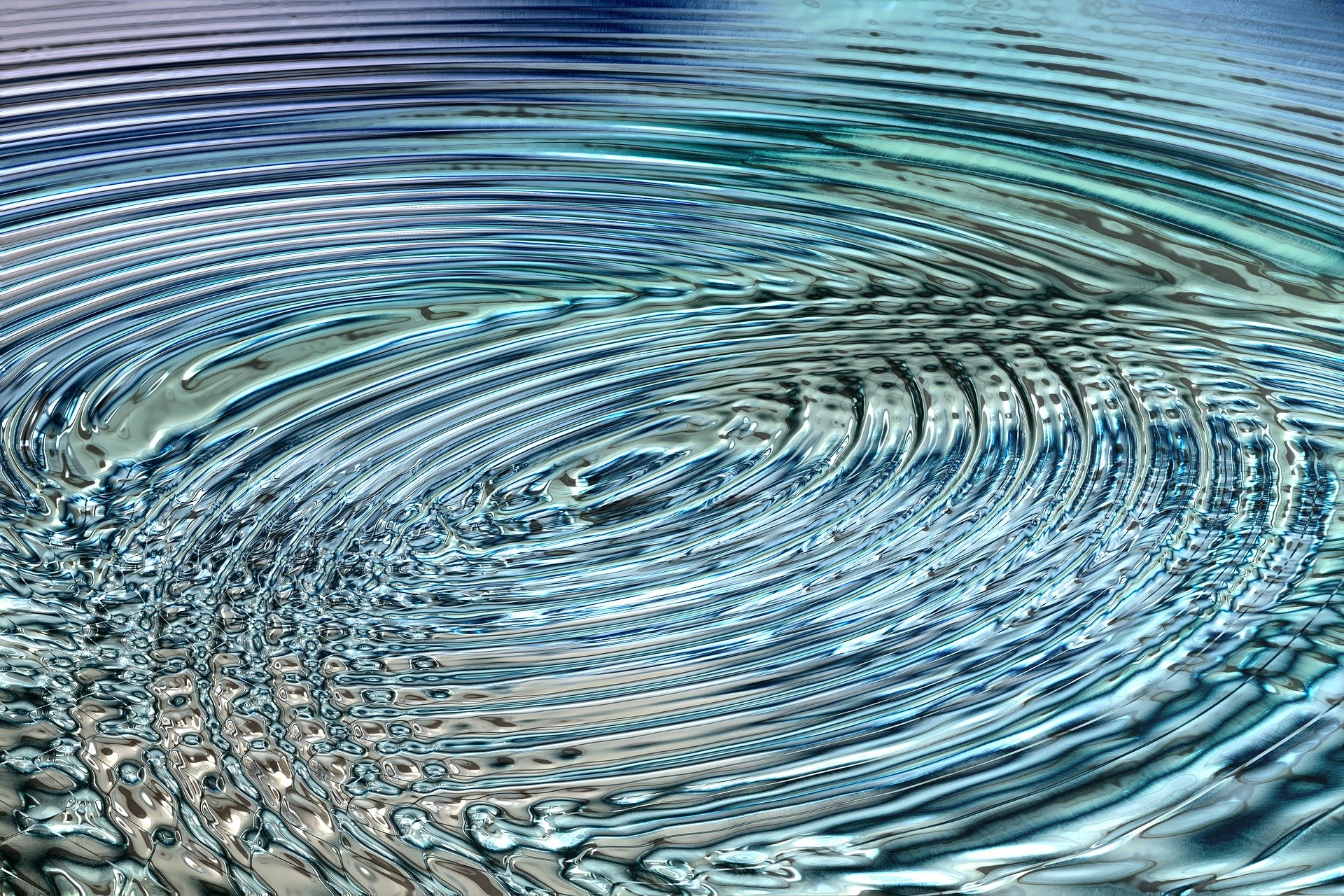 schwingende Wasseroberfläche